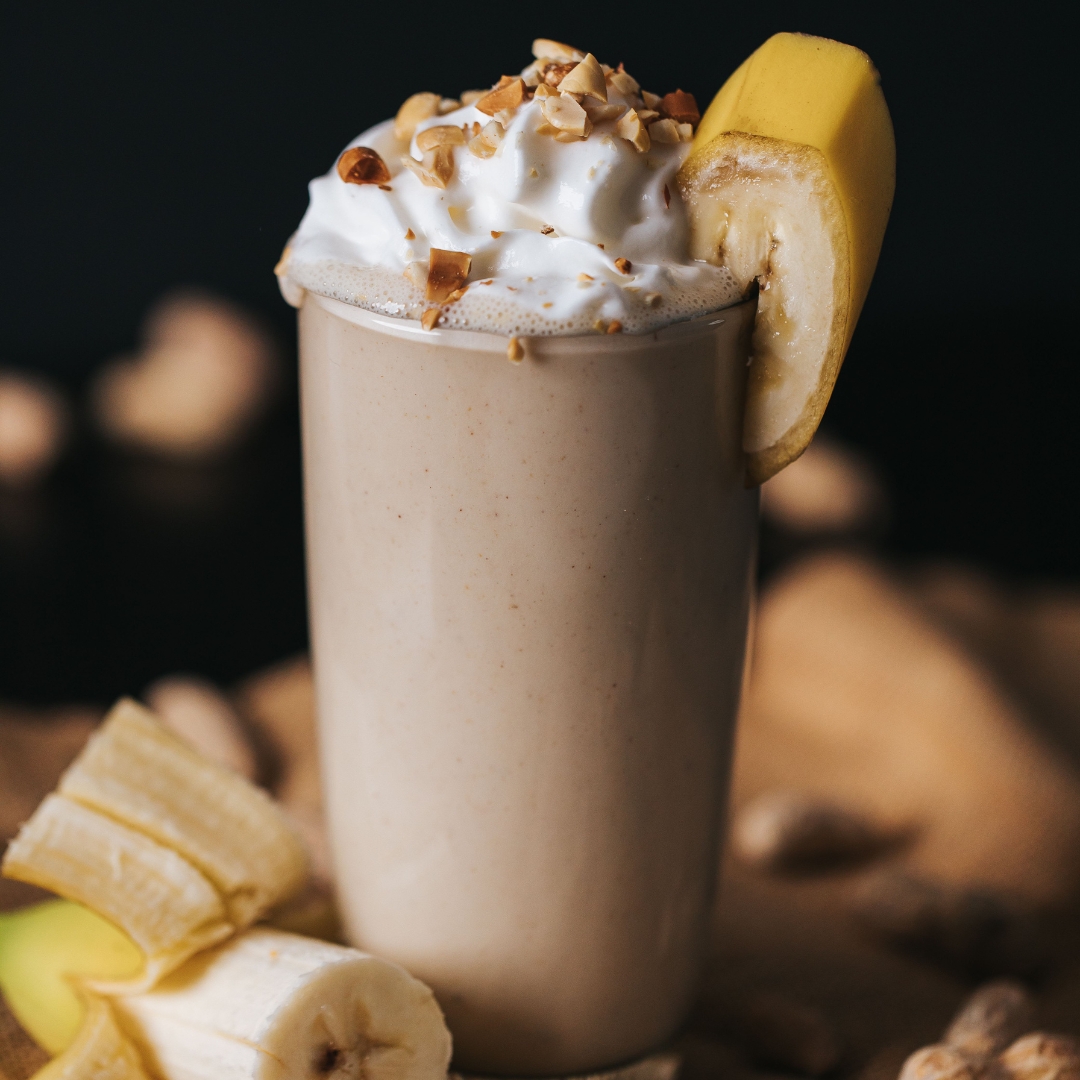 Shake Protéiné au Banoffee : une explosion de saveurs de tarte à la banane et au caramel !